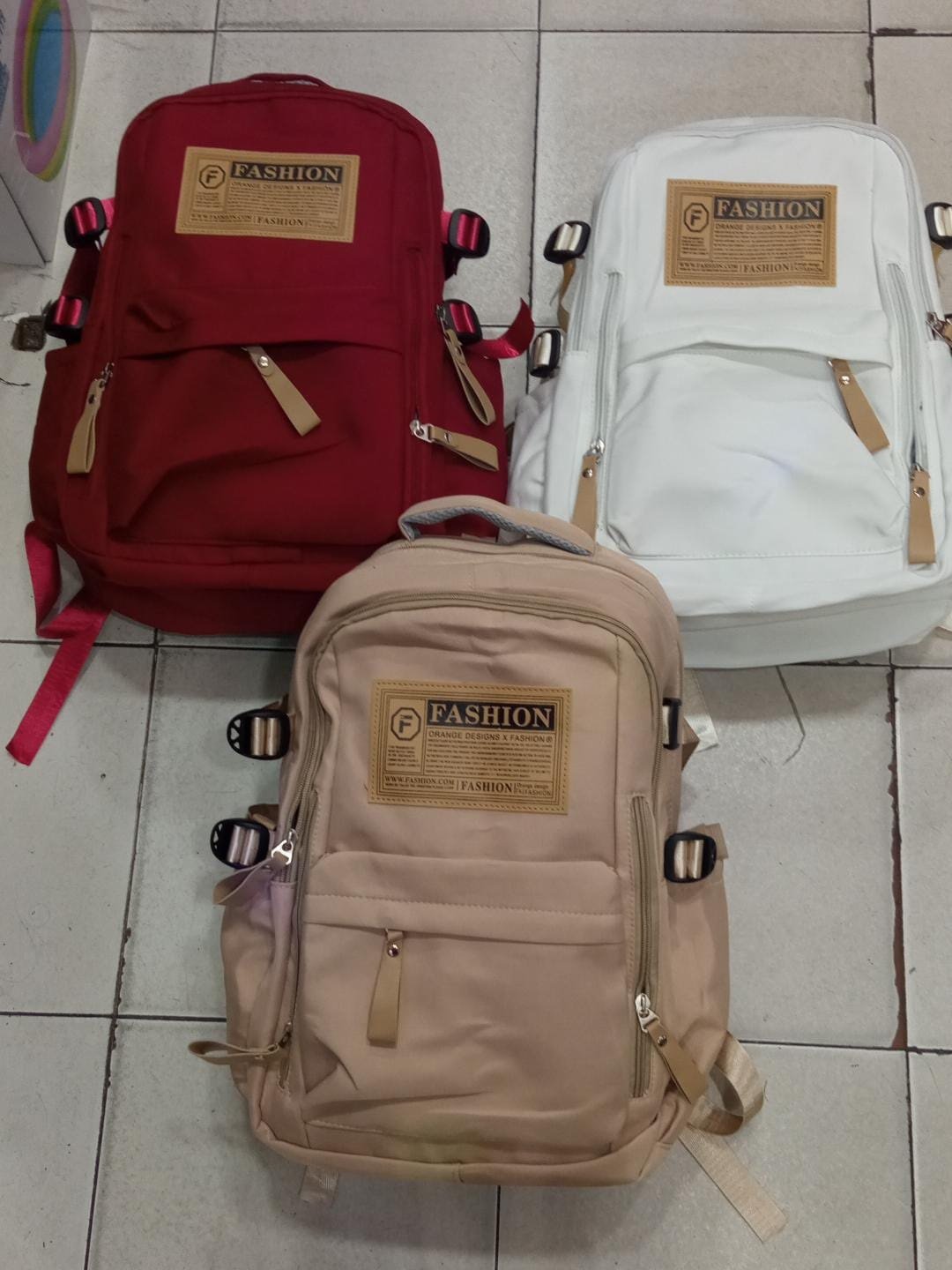 MOCHILA 3 CIERRES 41x30CM 10236237